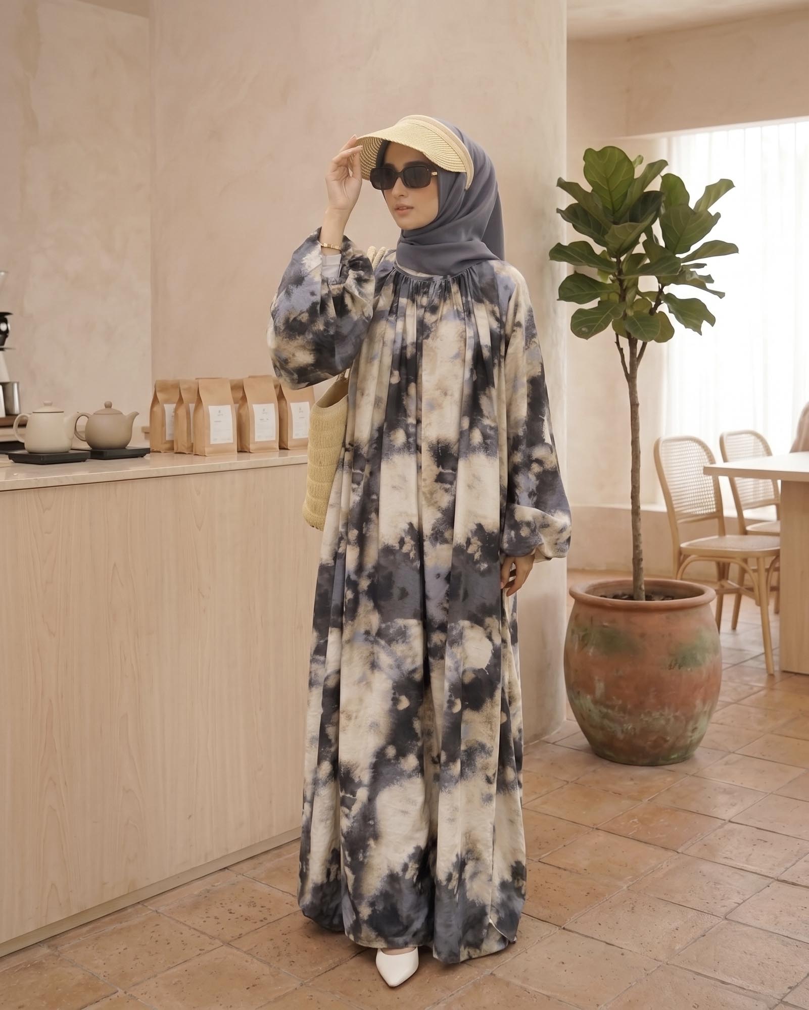 BH08 Emma Dress (Greystone)