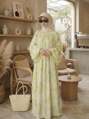 BH10 Emma Dress (Bright Apple)