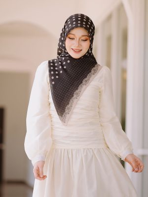 BH01 Dottie (Black)
