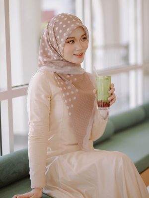 BH04 Dottie (Oatmilk)