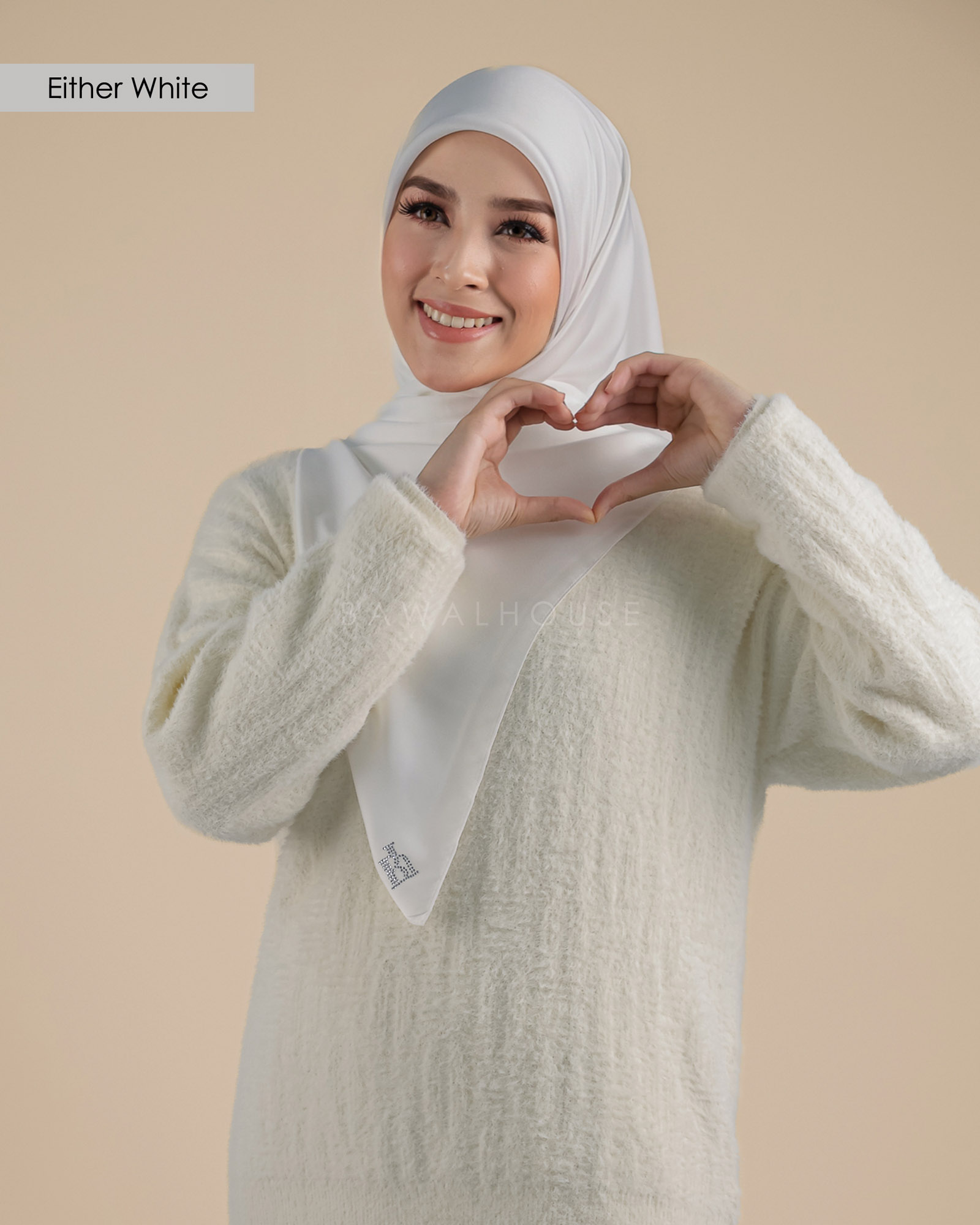BH03 Bawal Darla (Either White)
