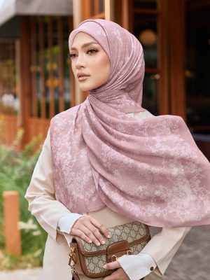 BH05 La Belle (Rose Dust)